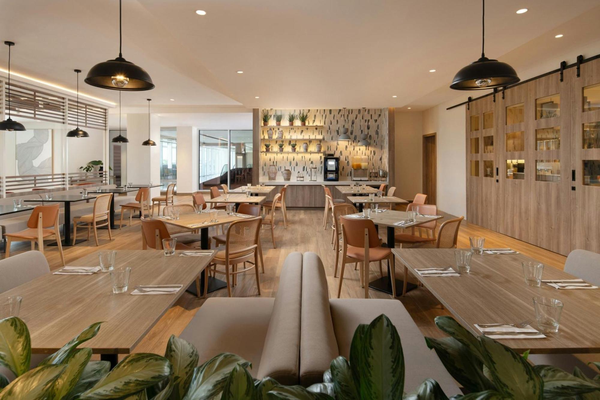 Residence Inn By Marriott Сантяго де лос Кабайерос Екстериор снимка