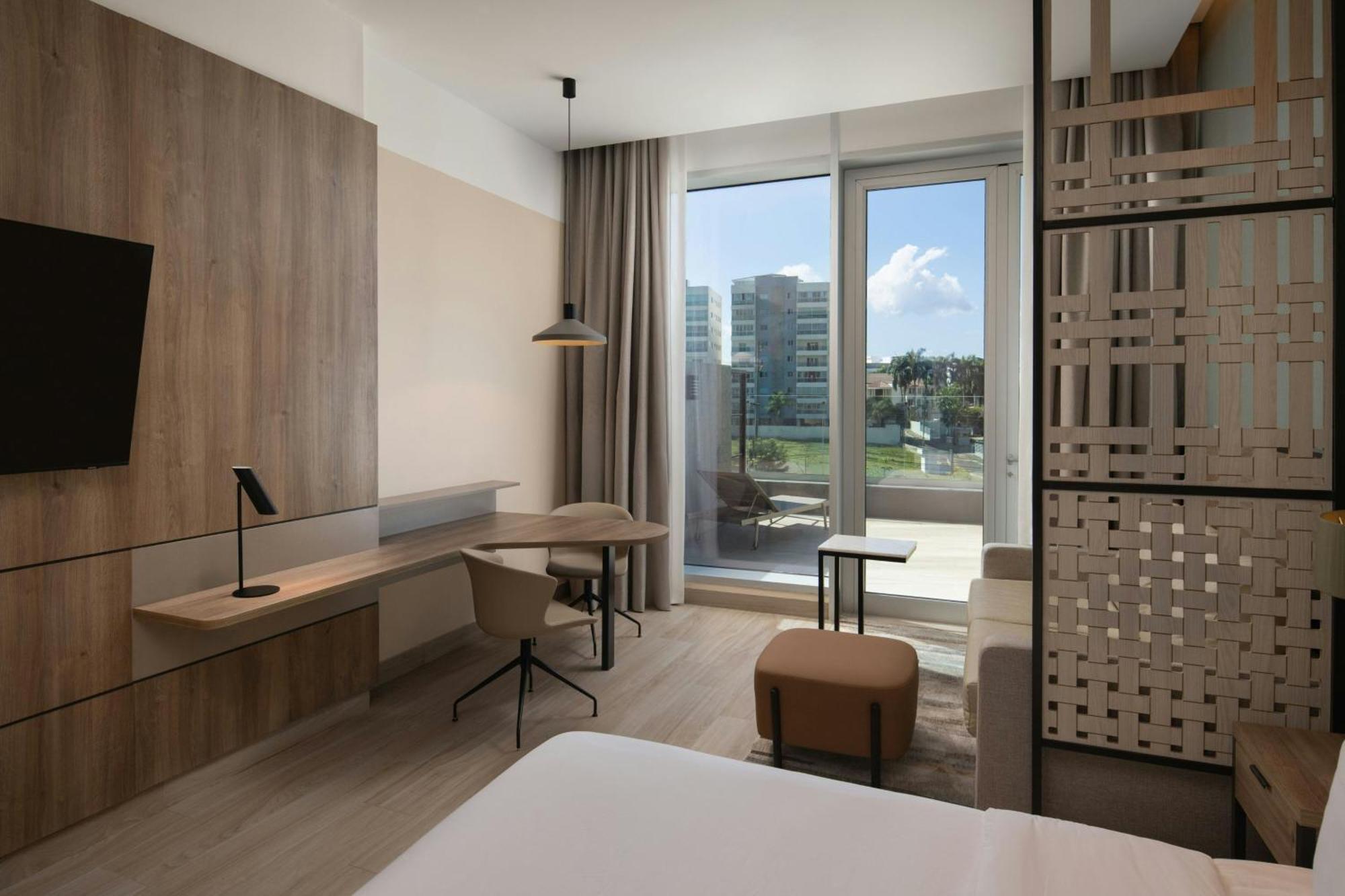 Residence Inn By Marriott Сантяго де лос Кабайерос Екстериор снимка